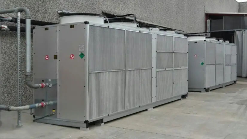 Free cooling system